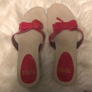 SUPER CUTE Red thing heal